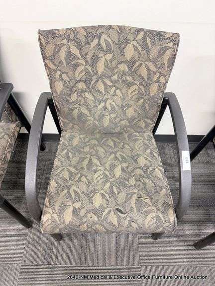 DECORATIVE ARM CHAIR