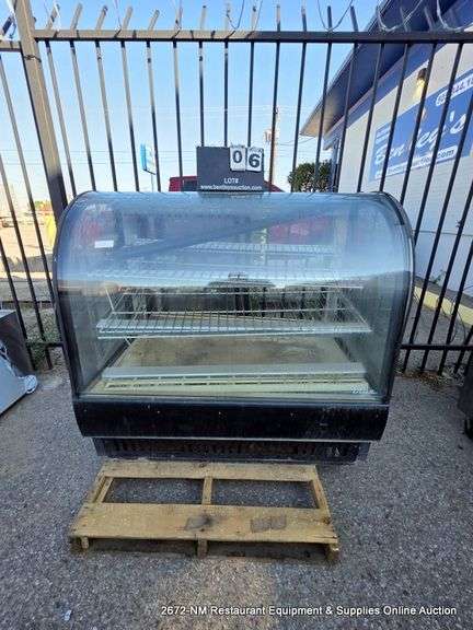 TRUE GLASS DELI CASE