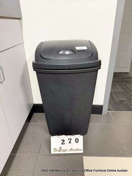 BLACK TRASHCAN