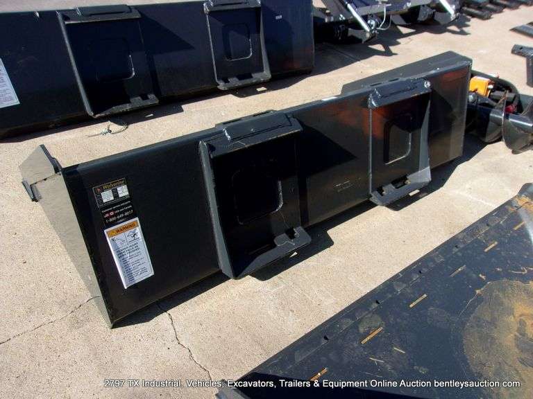 WOLVERINE SKID STEER 78” WIDE BUCKET ATTACHMENT, MODEL: TDB-11-78W, S# ZW-00393