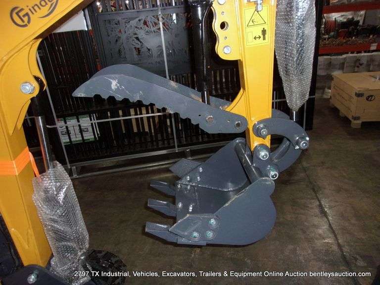 2025 CF-INDUSTRY CFG INDUSTRIAL, MODEL: QK18R, MINI EXCAVATOR, S/N