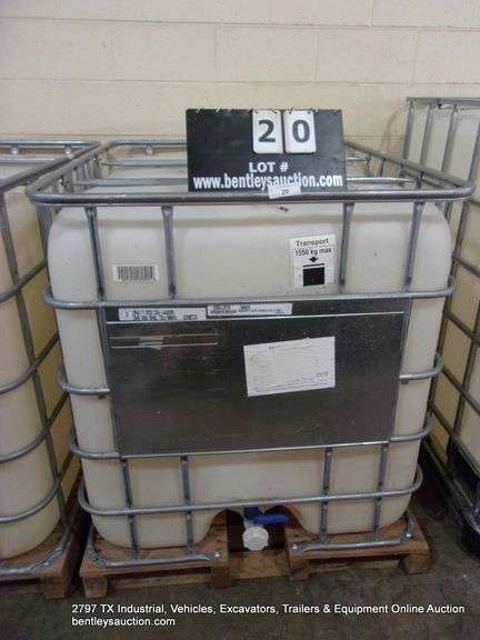 275 GALLON CHEMICAL PALLET TOTE /  TANK - UNKNOWN CONTENTS