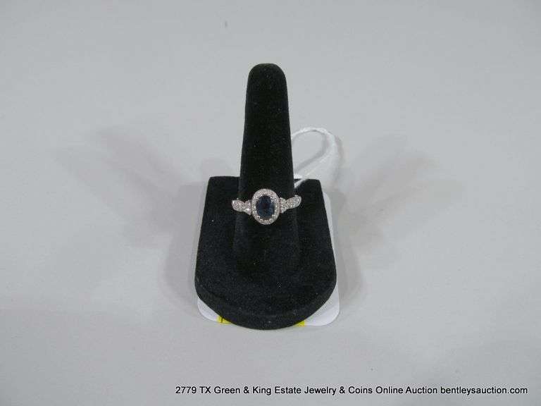 14K WHITE GOLD SAPPHIRE & DIAMOND DINNER RING, SIZE 7