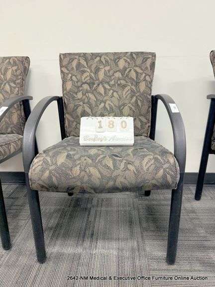 DECORATIVE ARM CHAIR