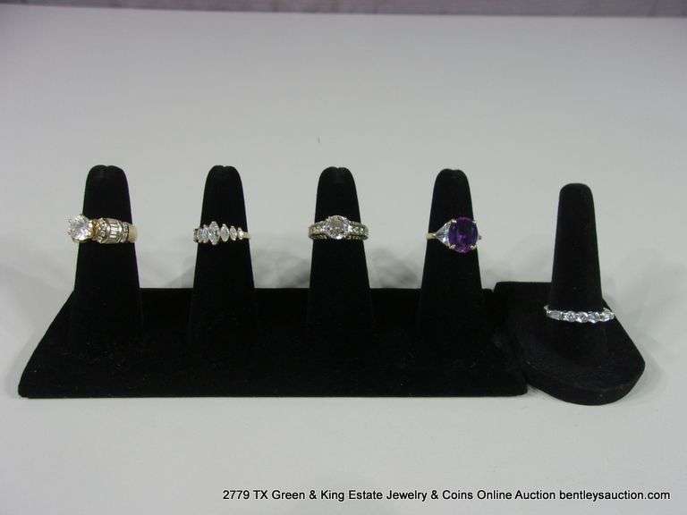 BAG: 5 ASSORTED SILVER & GOLD TONED & CZ FASHION RINGS