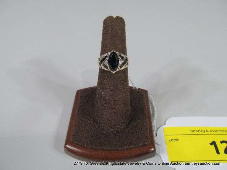 10K YELLOW GOLD LARGE MARQUISE SAFFIRE & DIAMOND ACCENT LADIES' DINNER RING, SIZE 7