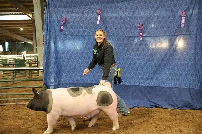 1st Place Heavyweight - Luci Brown
