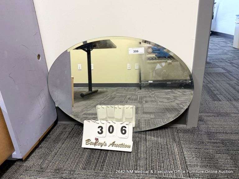 OVAL MIRROR