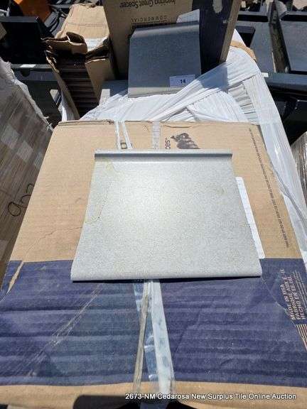 PALLET: ARMSTRONG FLOORING - 12"X12"X1/8", CERAMIC FLOORING TILE TRIMS