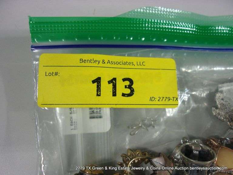 BAG: 25 ASSORTED FASHION PENDANTS & CHARMS