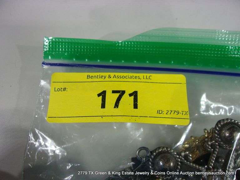 BAG: ASSORTED FASHION PENDANTS: CROSSES, HEARTS, BROACHES