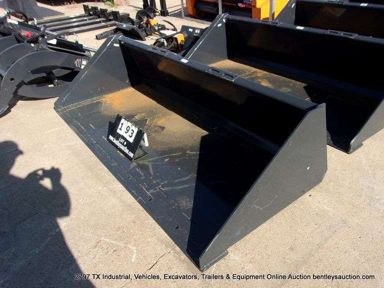WOLVERINE SKID STEER 84” WIDE BUCKET ATTACHMENT, MODEL: TDB-11-84W, S# ZW-00409