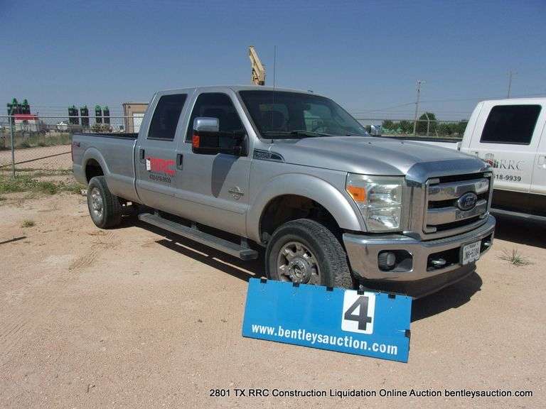 2016  FORD  F-350  SUPER DUTY XLT 4WD  PICKUP  156,529 MILES