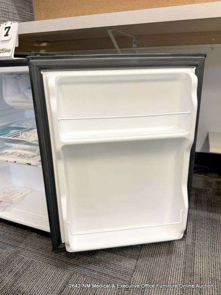 KENMORE MINI REFRIGERATOR