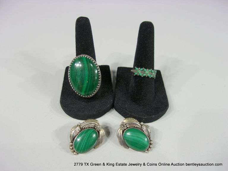 LOT: 4 SOUTHWEST SILVER & GREEN STONE JEWELRY - (2) RINGS, EARRINGS, ALL STERLING