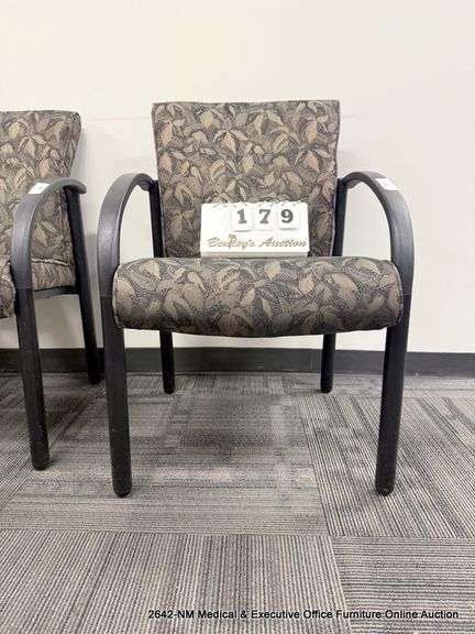 DECORATIVE ARM CHAIR