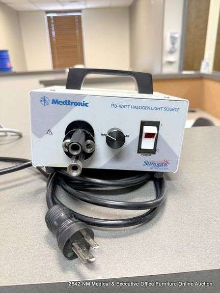 MEDTRONIC 150 WATT HALOGEN LIGHT SOURCE