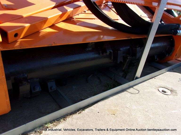 WOLVERINE SKID STEER STEEL DRUM MULCHER MODEL: DUM-26-73W, S# ZW-00050