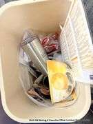 2 PLASTIC TRASHCANS