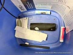 2 PLASTIC TRASHCANS