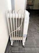 PELONIS RADIANT HEATER