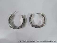 MATCHING SET: SILVER TONED BRACELET & EARRINGS W/ BLACK LEATHER GROOVE INLAY