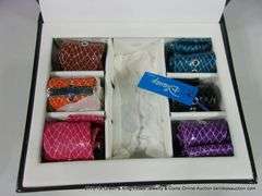 DISNEY MICKEY MOUSE FASHION WATCH SET W/ 7 INTERCHANGEABLE BANDS