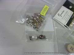 BAG: ASSORTED BEADS & STONES