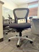 9-5 BLACK OFFICE CHAIR ON CASTERS