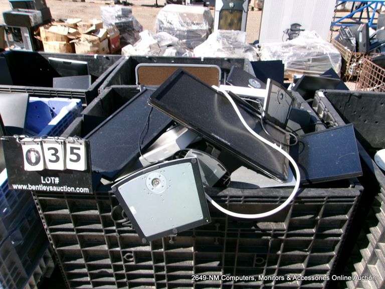 MISC BOX: DELL COMPUTERS (20X MONEY)