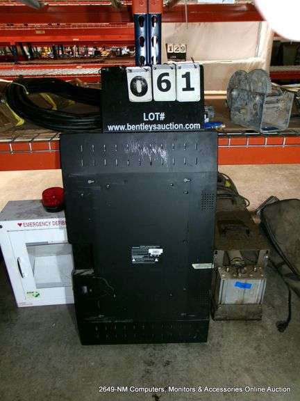 32" VIEWSONIC FLATSCREEN MONITOR MODEL: VS13585