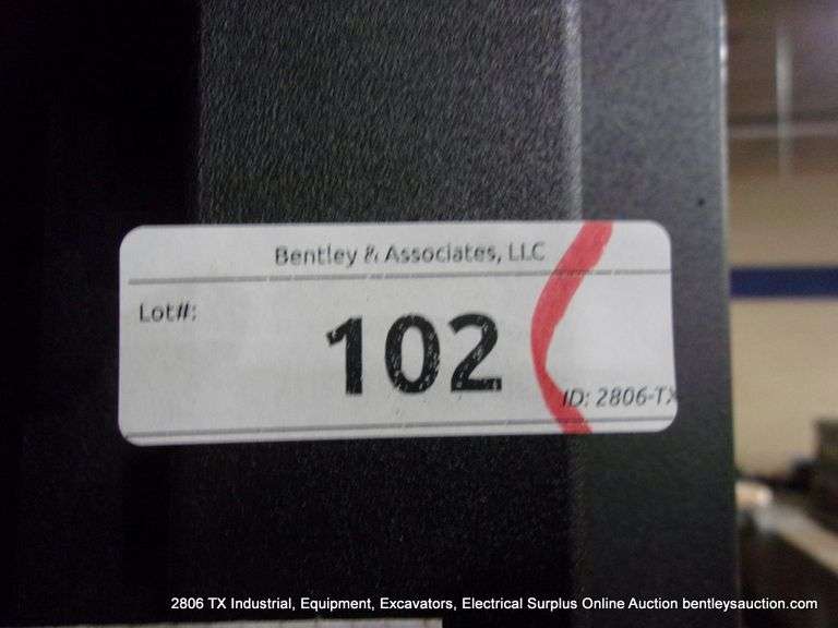 KJ ALL-METAL BLACK POWDER COATED 20' X 7' DRIVEWAY GATES - FARM MOTIF