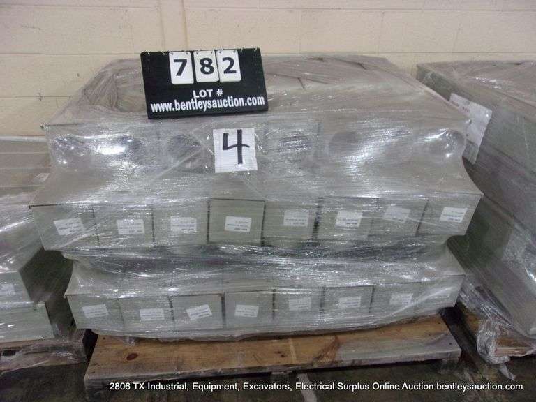 PALLET: EATON PPBPS36400 TB 36" X 4" 90 DEGREE PULL - BOX - 40 PC'S