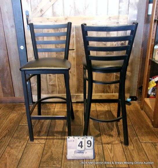29" TALL RESTAURANT LADDER BACK BAR STOOL (ONLY 1 CHAIR - PIC IS FRONT & BACK VIEW)