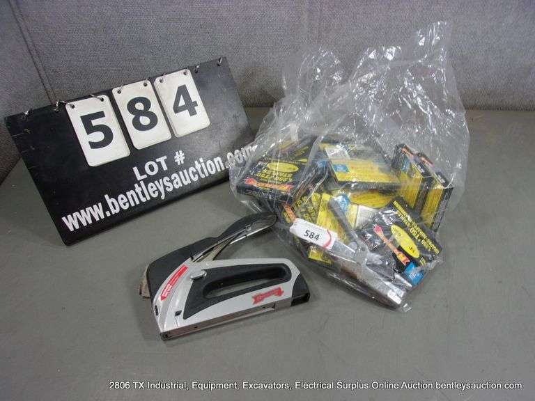 BAG: ARROW INDUSTRIAL POWER HAND STAPLER