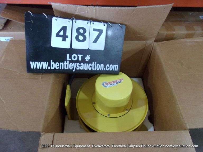 CONDUCTIX WAMPFLER YELLOW WALL MOUNT CABLE RETRACTABLE REEL