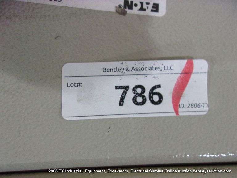 PALLET: EATON PPBPS36400 TB 36" X 4" PASS - THRU PULL - BOX - 24 PC'S