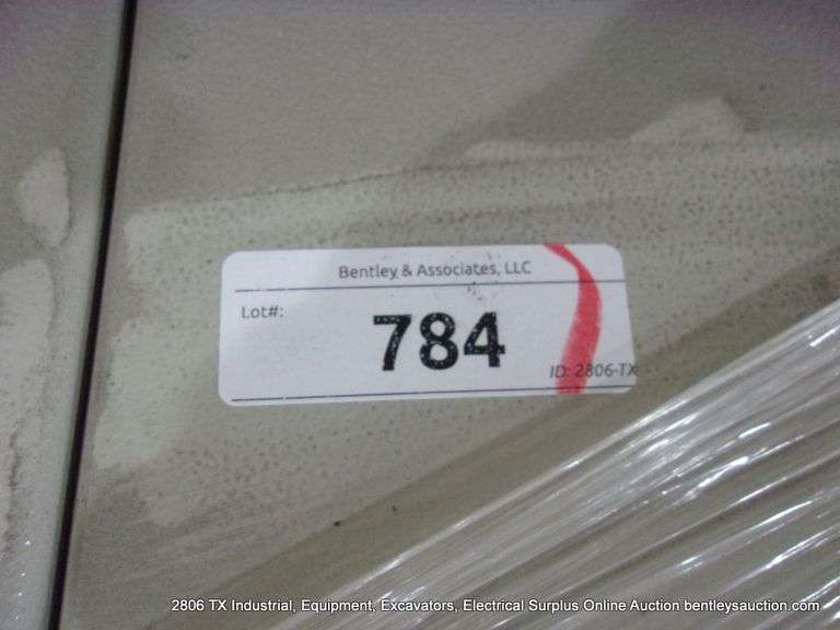 PALLET: EATON PPBPS36400 TB 36" X 4" PASS - THRU PULL - BOX - 24 PC'S