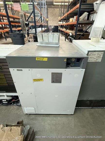 STIRLING ULTRA COLD SU105UE FREEZER