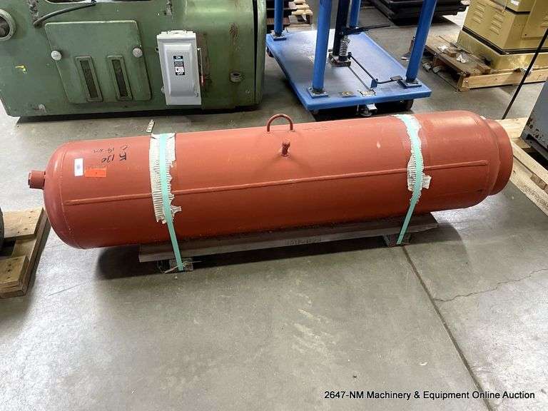 BELL & GOSSETT 429004 SIZE D100V PRESSURED EXPANSION TANK