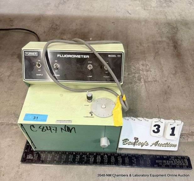 TURNER 111 FLUOROMETER