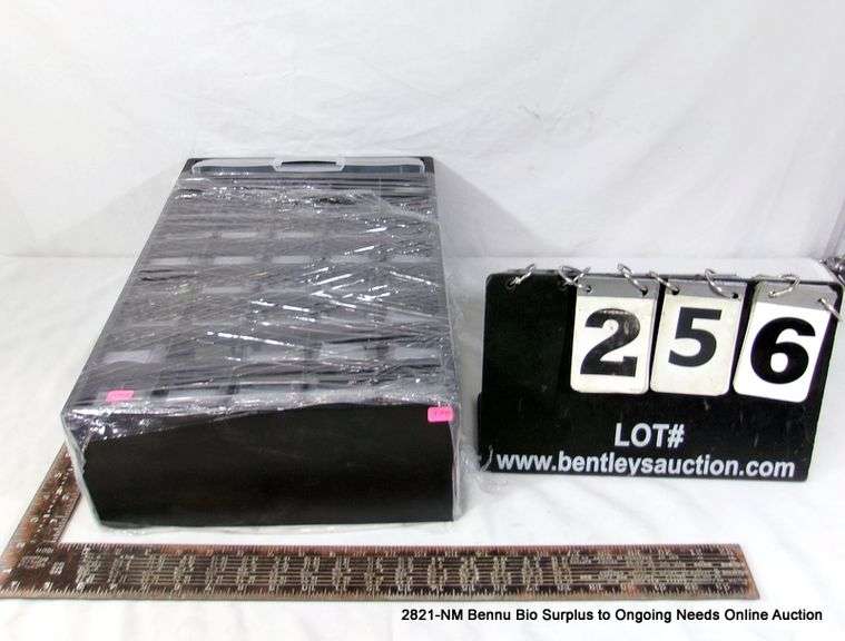 STANLEY MULTI-USE STORAGE BIN W/ 30 SMALL DRAWERS