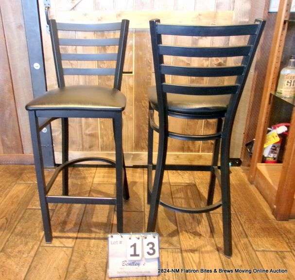 29" TALL RESTAURANT LADDER BACK BAR STOOL (ONLY 1 CHAIR - PIC IS FRONT & BACK VIEW)