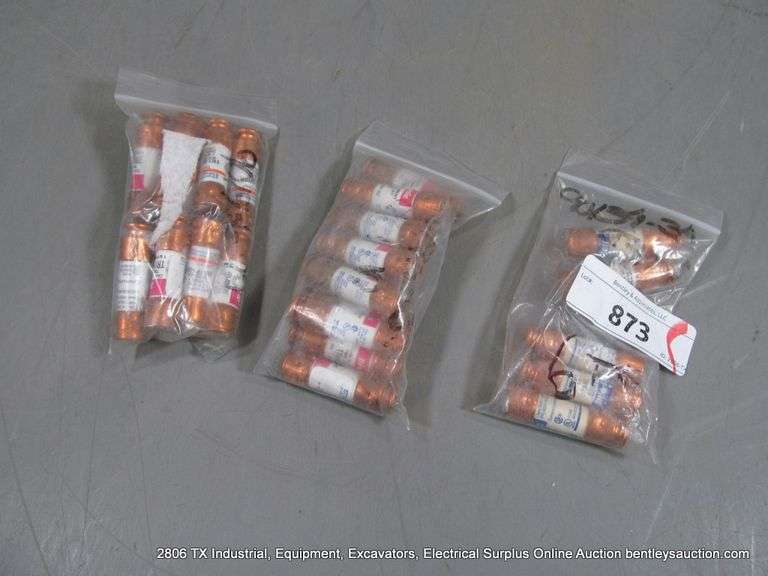 (3) BAGS: ASSORTED SIZED FUSES