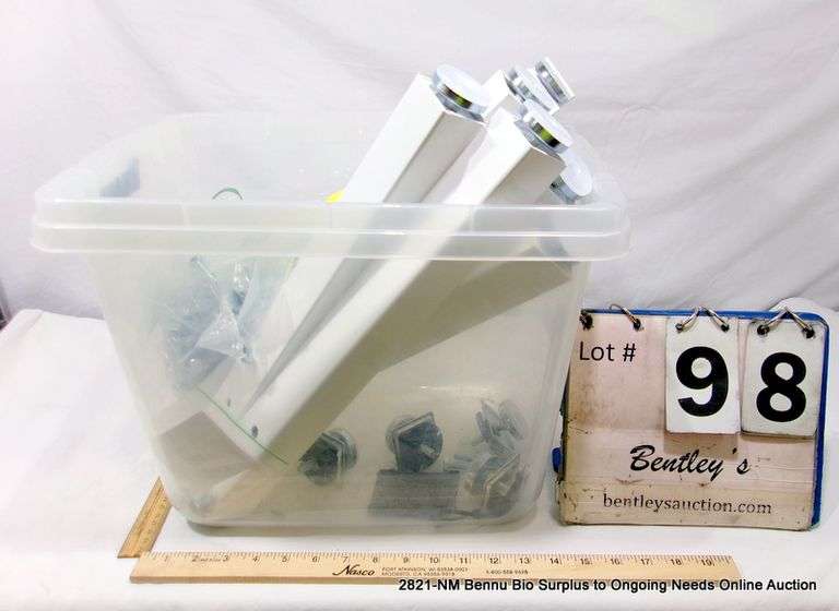 CONTENTS OF BIN: METAL CASTER WHEELS