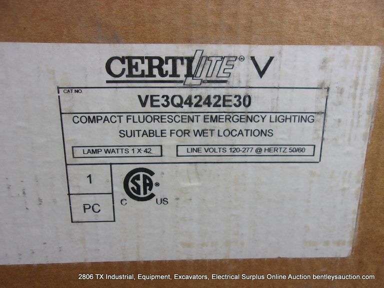 KILLARK VE3Q4242E30 COMPACT FLUORESCENT EMERGENCY LIGHT FIXTURE