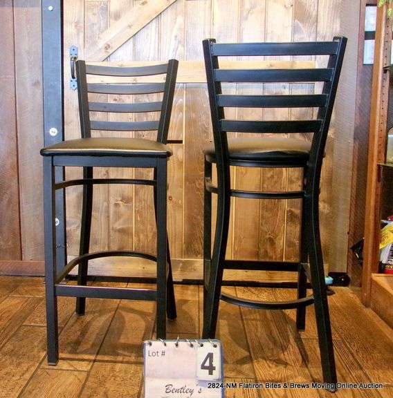 29" TALL RESTAURANT LADDER BACK BAR STOOL (ONLY 1 CHAIR - PIC IS FRONT & BACK VIEW)