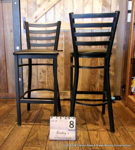 29" TALL RESTAURANT LADDER BACK BAR STOOL (ONLY 1 CHAIR - PIC IS FRONT & BACK VIEW)