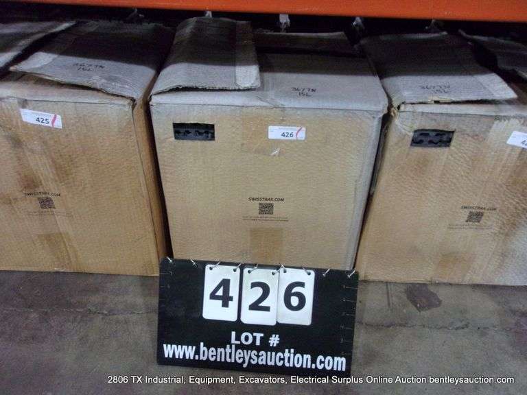 BOX: SWISSTRAX GARAGE FLOWPRO RIBTRAX GARAGE FLOORING TILES - SNAP TOGETHER - GREY 24-PC