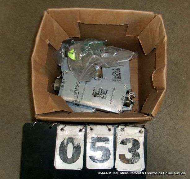 BOX: GURALP CMG-40T BREAKOUT BOX